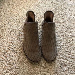 LUCKY BRAND Light Brown Ankle Booties (Size 6 / 36.5)